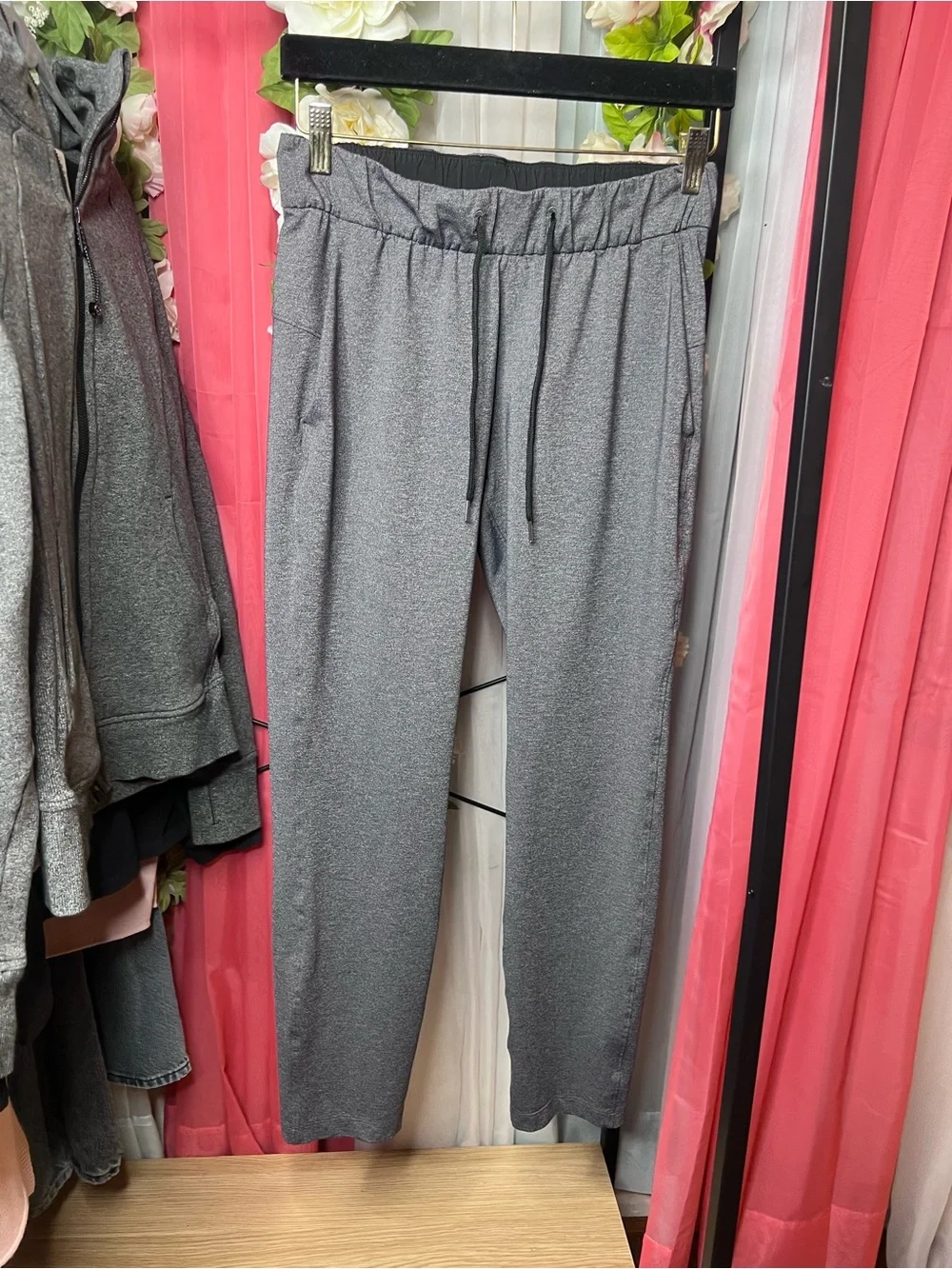 Lululemon On The Fly Pant Gray
